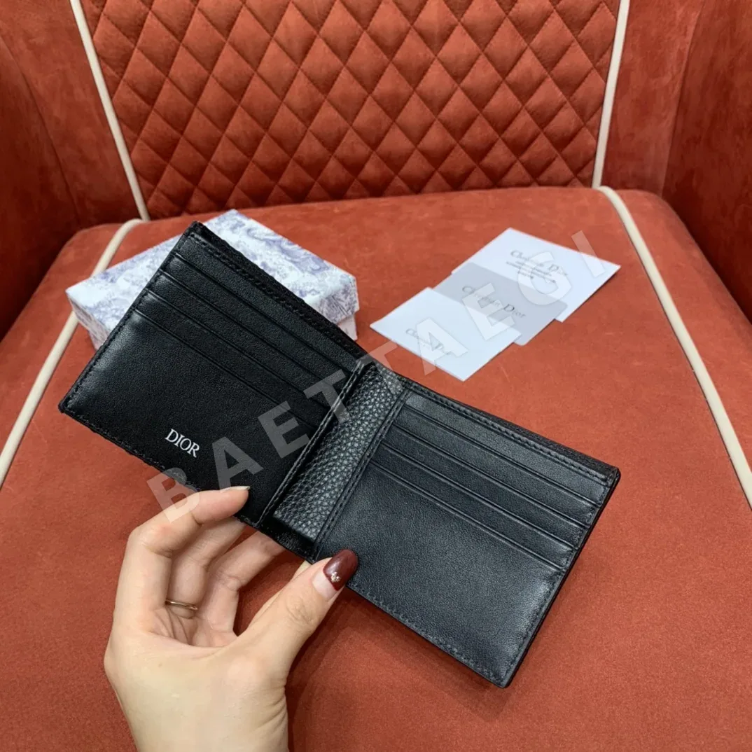 디올 새들 블랙 송아지가죽 지갑 상세 이미지 6