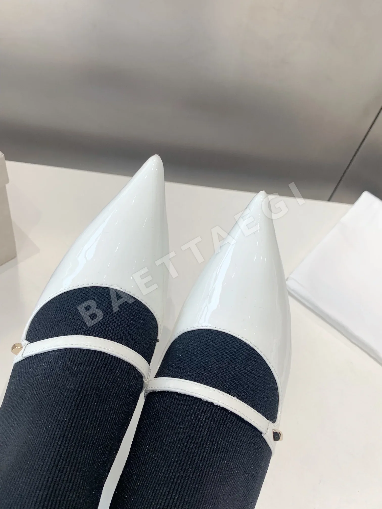 지미추 뾰족코 하이힐 삭스 앵클부츠 8057 상세 이미지 4