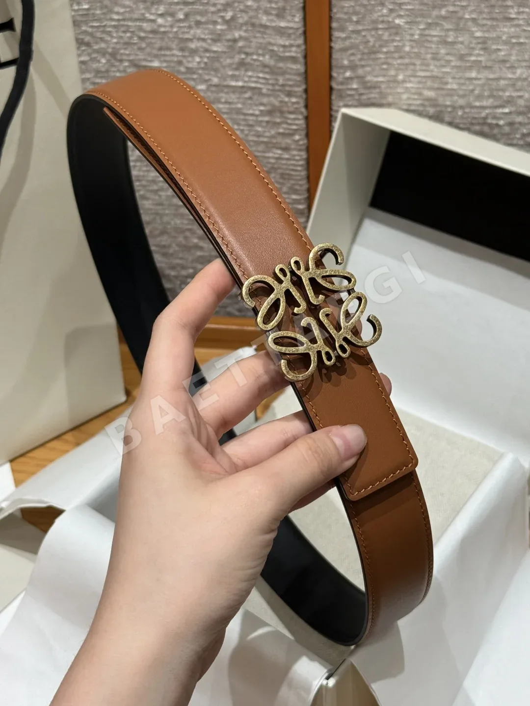 로에베 아나그램 양면 가죽 벨트 상세 이미지 4