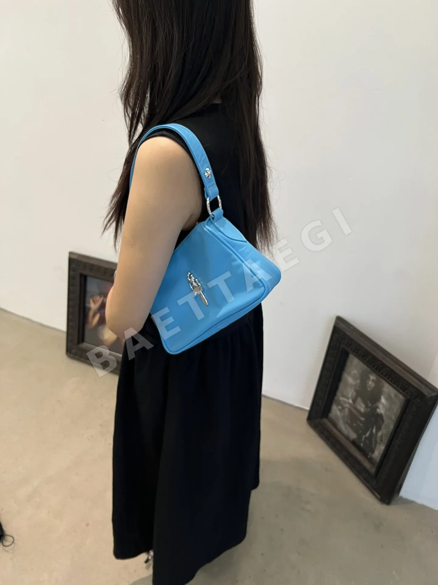 크롬하츠 크로저즈 프루시안 블루 화이트 가방 상세 이미지 15