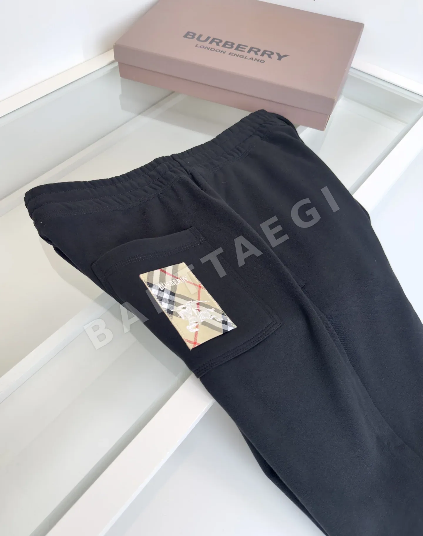 버버리 코튼 체크 라벨 남성 바지 상세 이미지 8