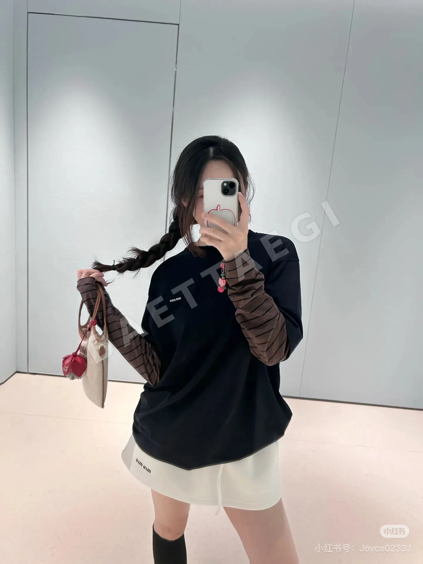 미우미우 스트라이프 오버핏 투피스 네이비 긴팔 셔츠 여성의류 레플리카 상세 이미지 7