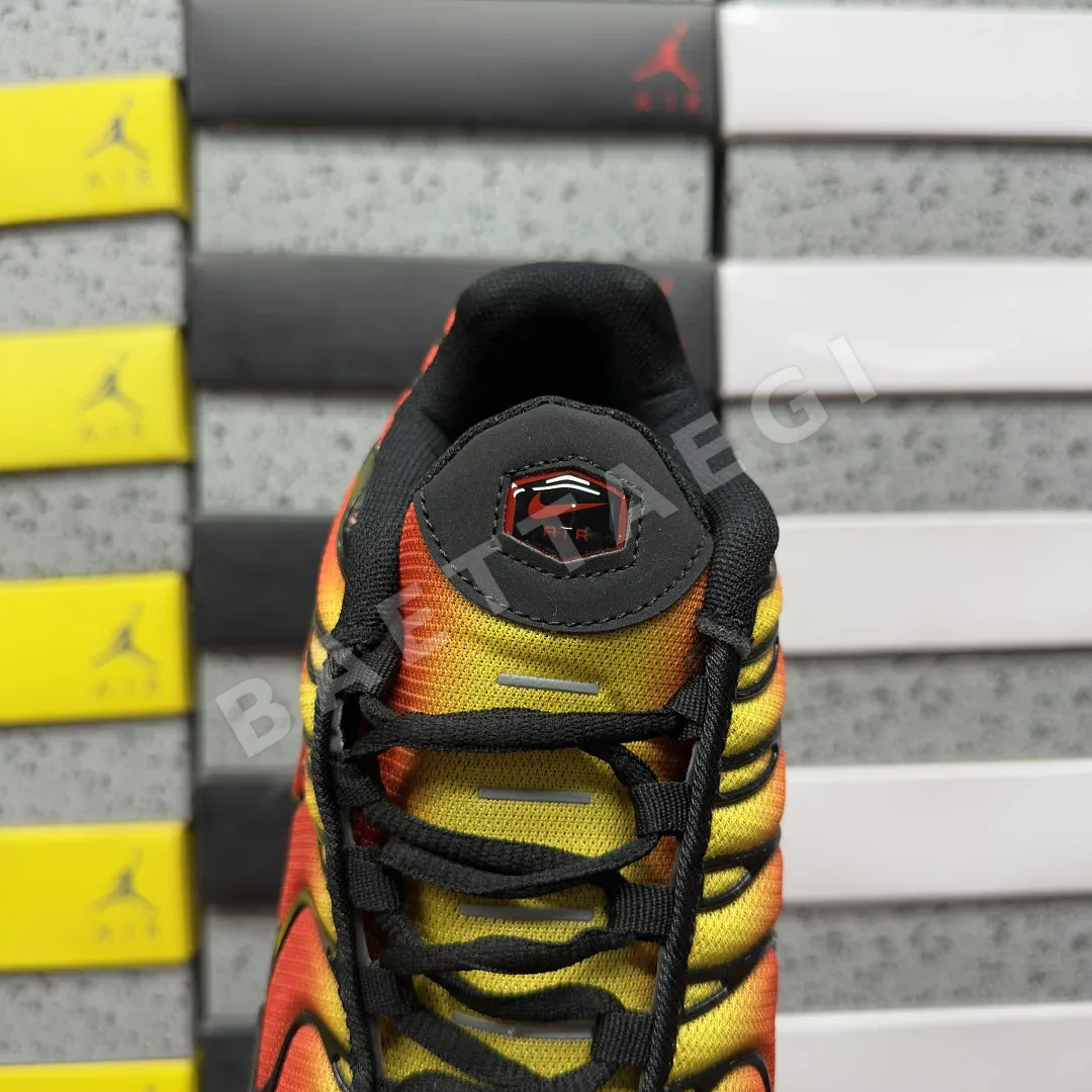 나이키 [BD] 에어 맥스 플러스 HF0552-001 201864 Nike Air Max Plus Sunset 상세 이미지 6