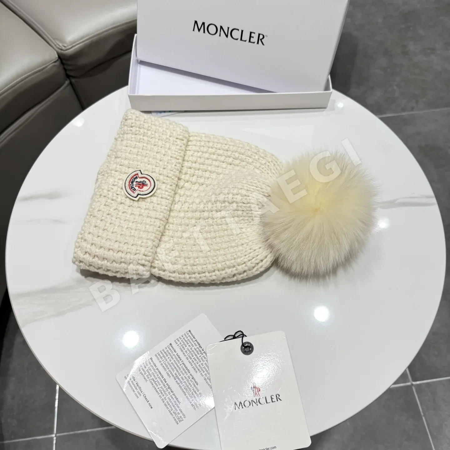 몽클레르 니트 모자 상세 이미지 8