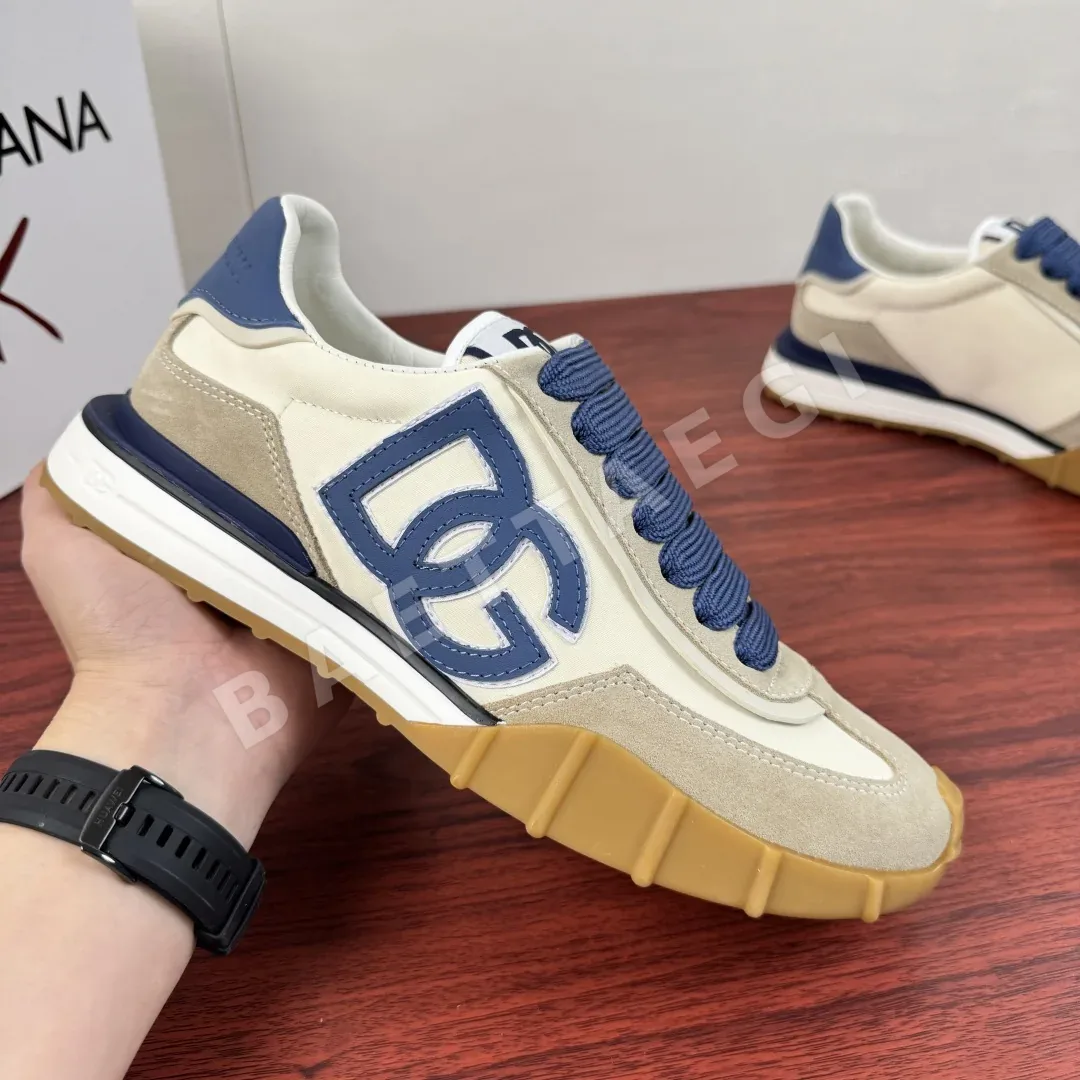 돌체앤가바나 DG 로고 스웨이드 스니커즈 상세 이미지 4