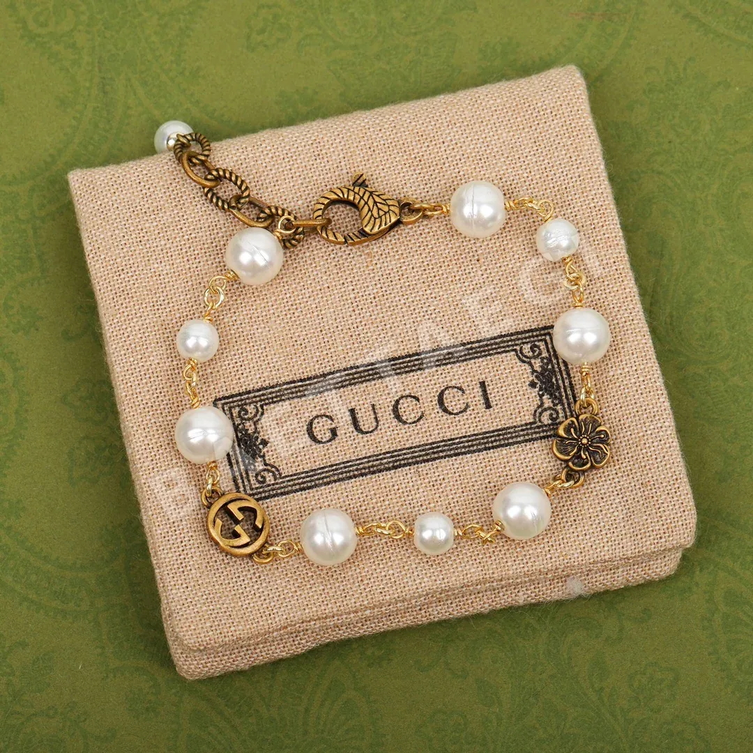 구찌 진주 장식 귀걸이 상세 이미지 5