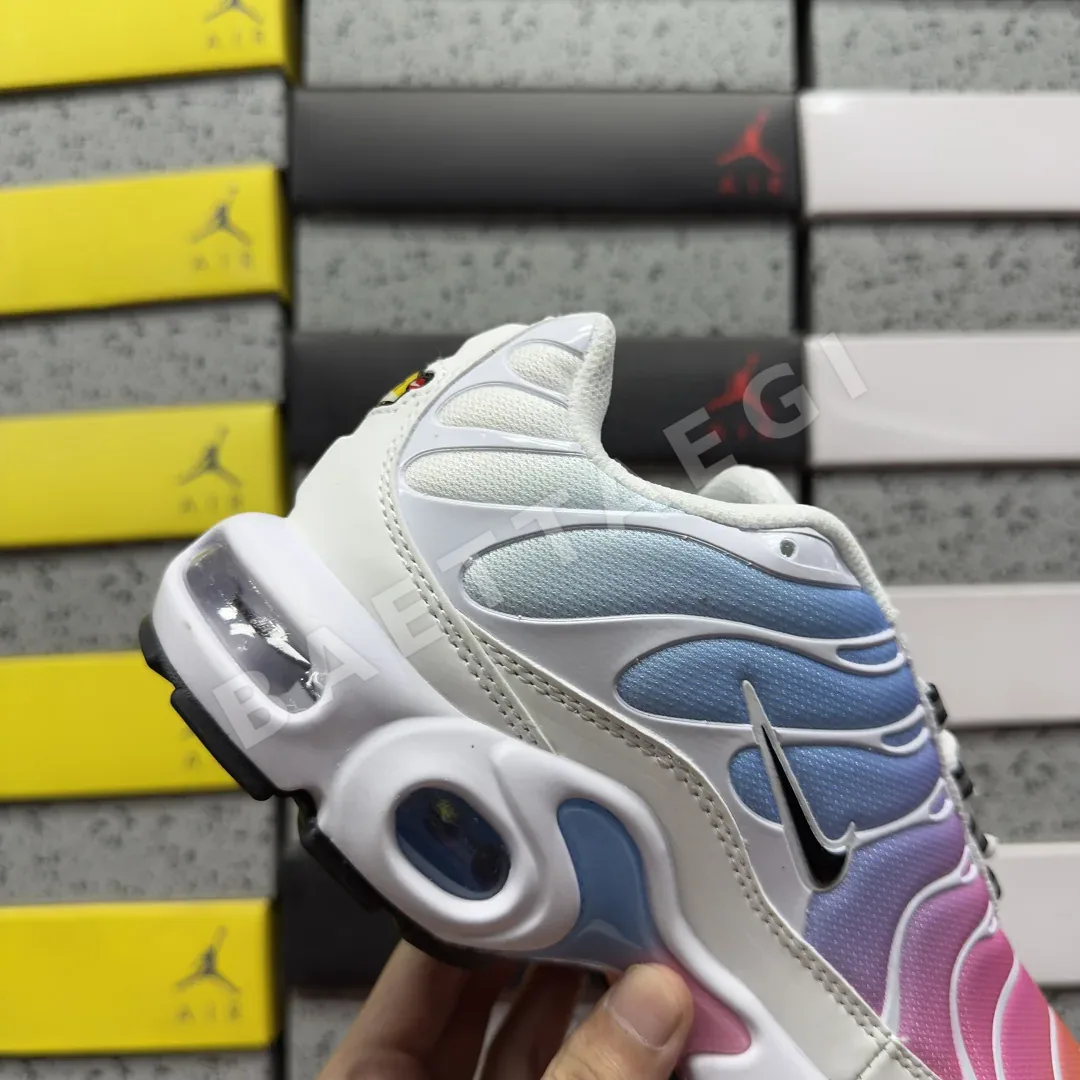 나이키 [BD] 에어 맥스 플러스 605442-115 201852 Nike Air Max Plus Summer Gradient 상세 이미지 9