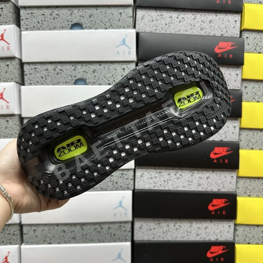 나이키 [M] 보메로 프리미엄 HQ2050-001 201651 Nike Vomero Premium Black Volt 상세 이미지 7
