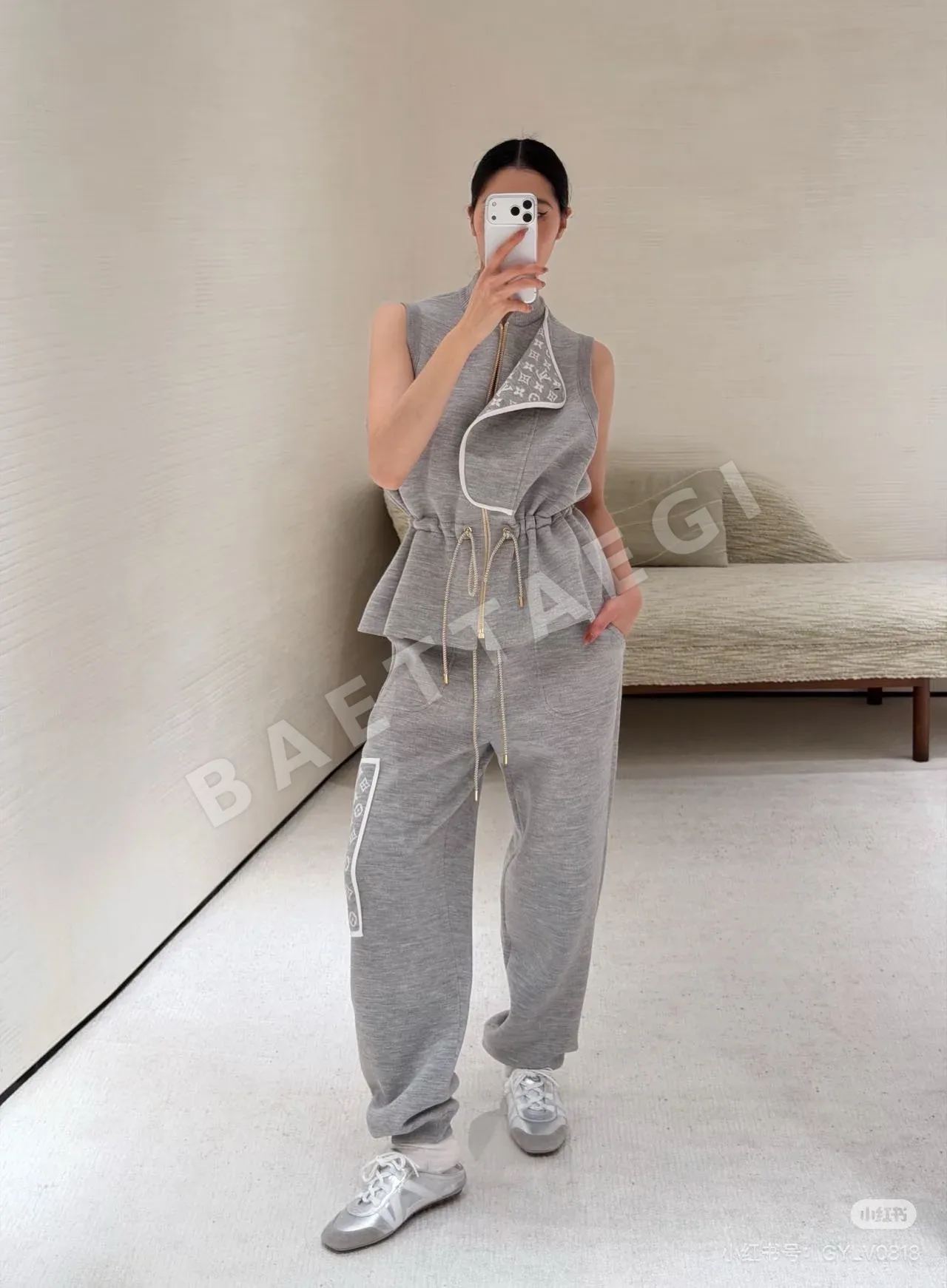 루이비통 여성 슬림핏 반팔 티셔츠 41458