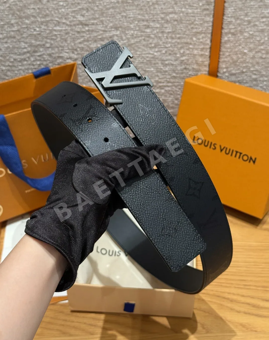 루이비통 이니셜 40mm 리버시블 벨트 상세 이미지 8