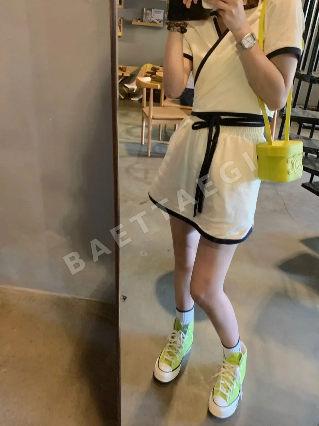 셀린느 미니백 상세 이미지 2