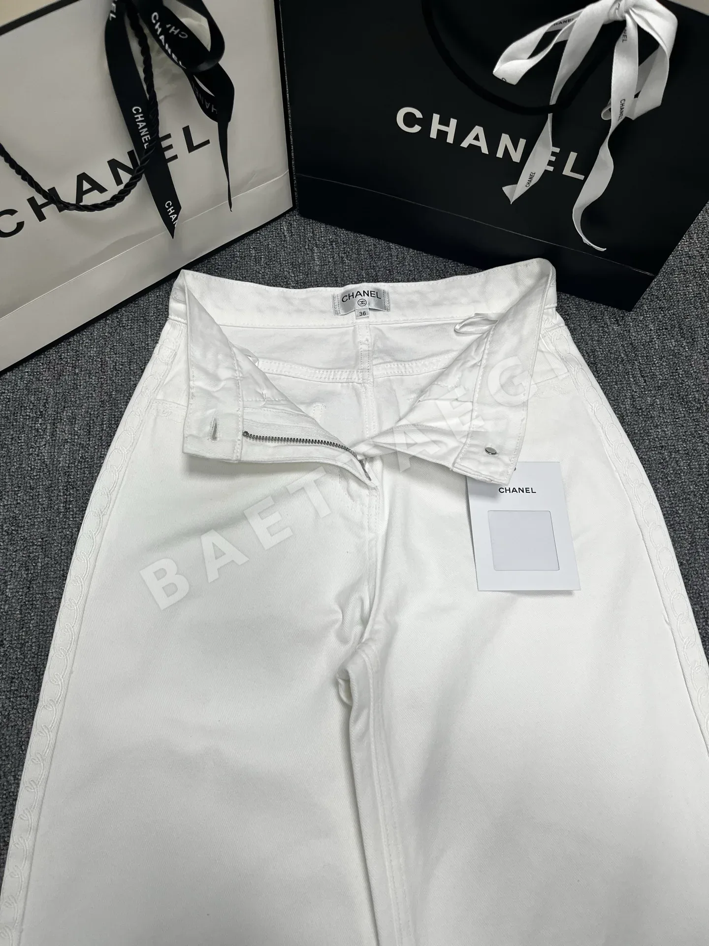 샤넬 하이웨이스트 와이드 레그 여성 바지 상세 이미지 5