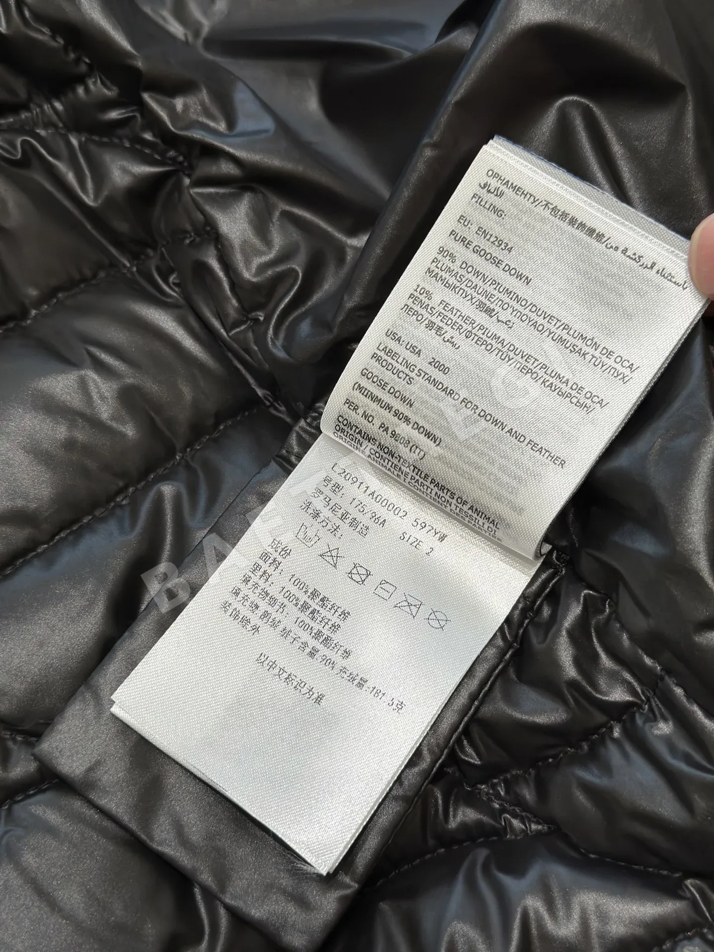 몽클레르 CHITU 남성 경량 다운 패딩 상세 이미지 9