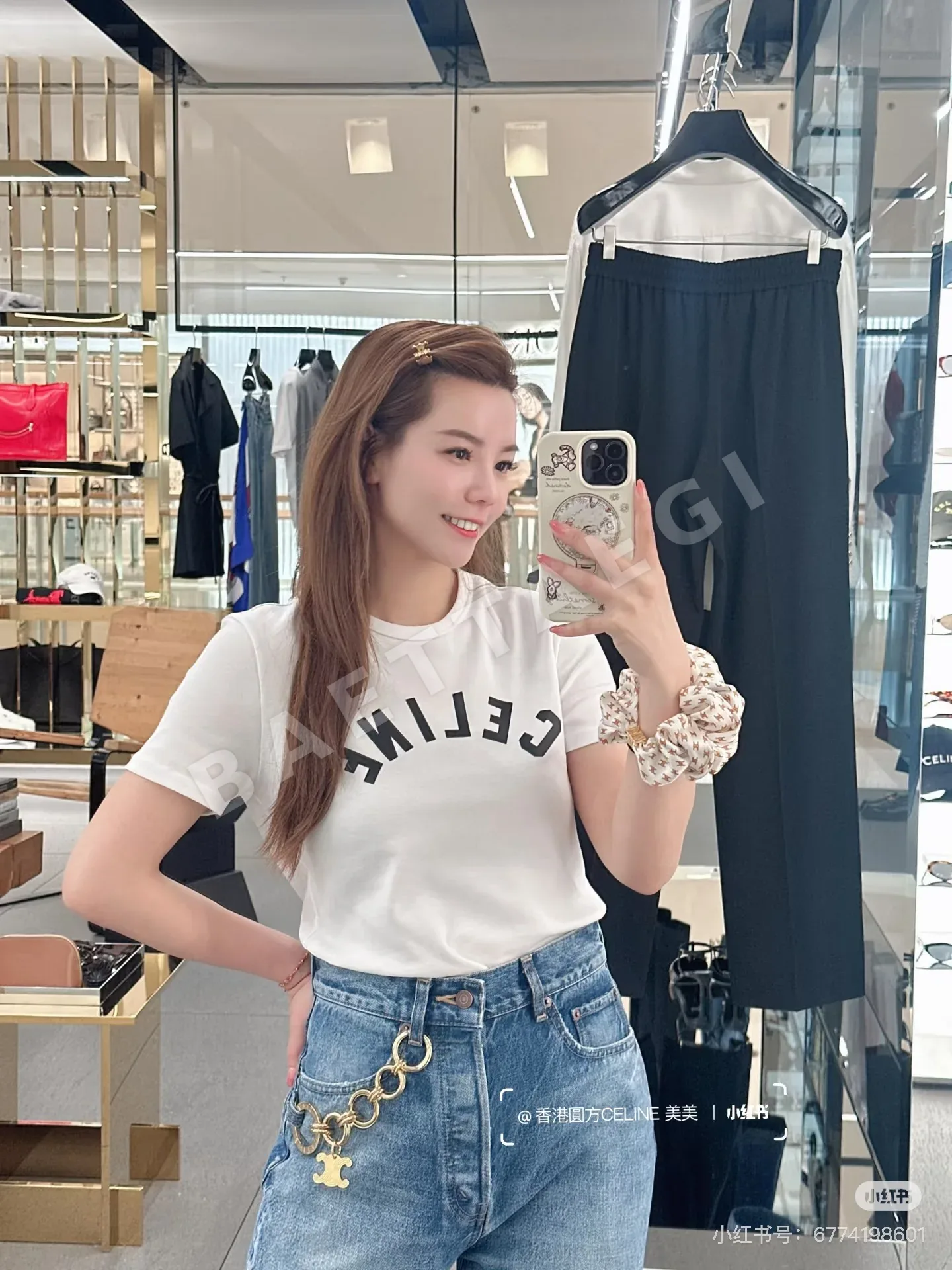 셀린느 여성 슬림핏 반팔 티셔츠 상세 이미지 6