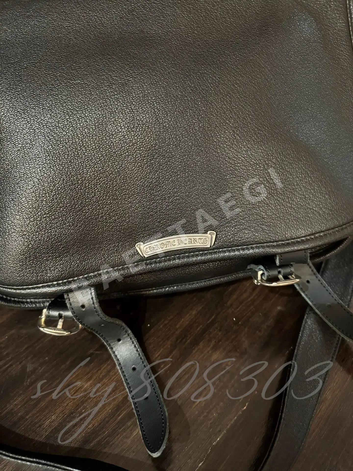 크롬하츠 가죽 플랩 메신저백 상세 이미지 2
