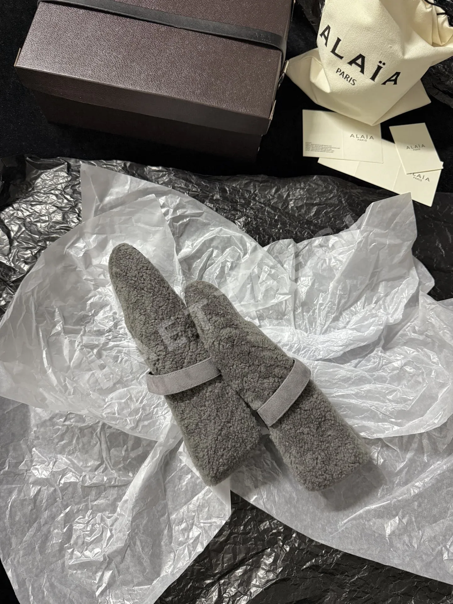 알라이아 버클 여성 슈즈 상세 이미지 4