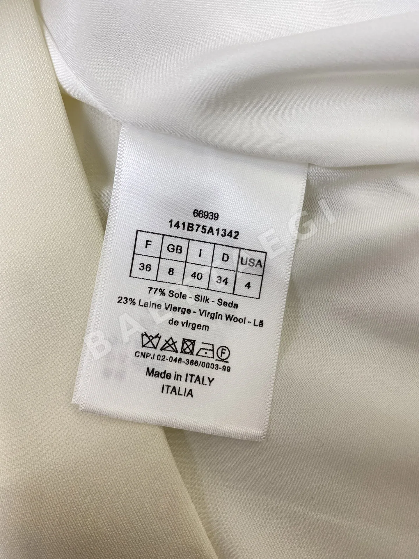 발렌티노 라인스톤 장식 플라워 카라 A라인 반소매 원피스 상세 이미지 8
