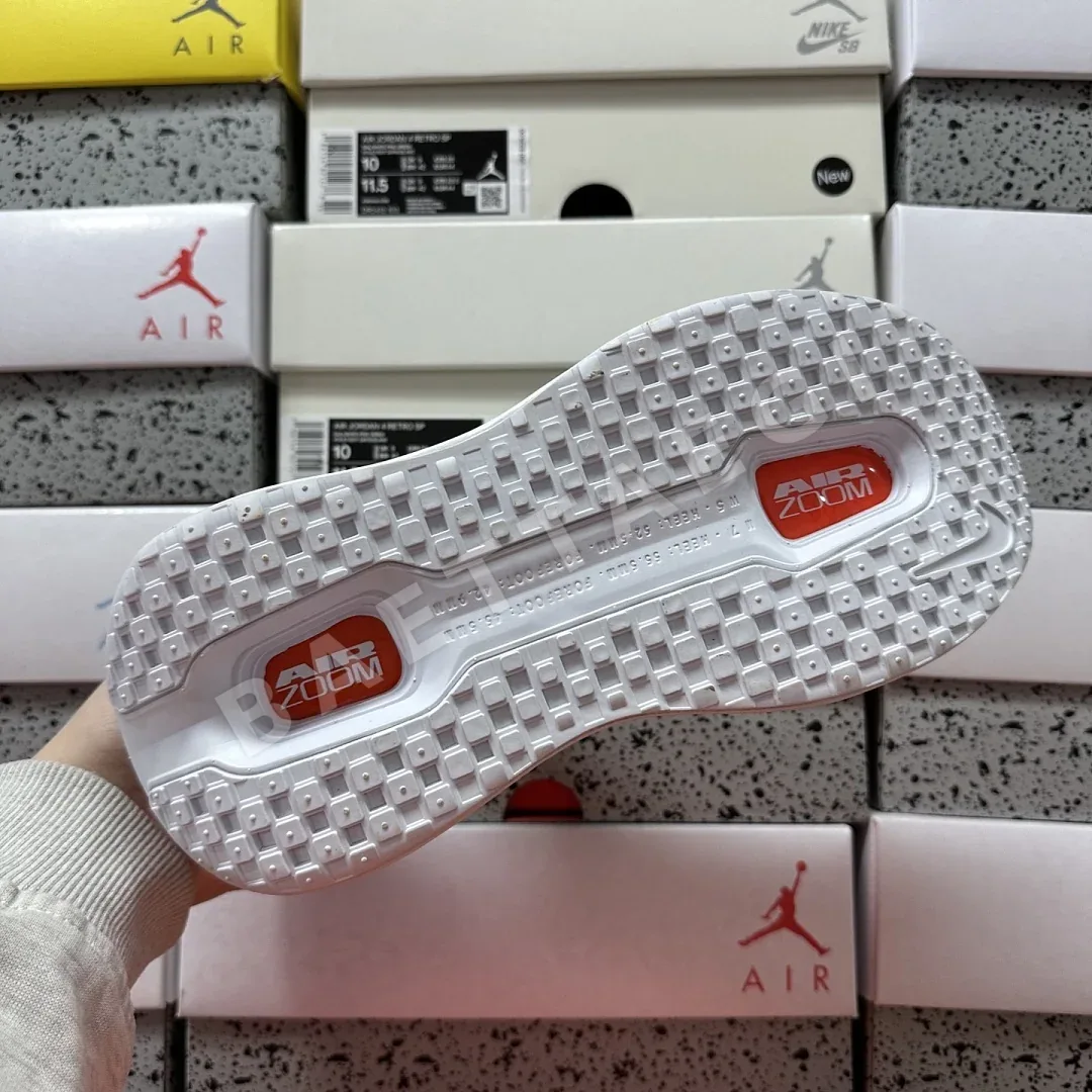 나이키 [5A] 보메로 프리미엄 화이트 HQ2050-533 201630 Nike Vomero Premium 상세 이미지 10