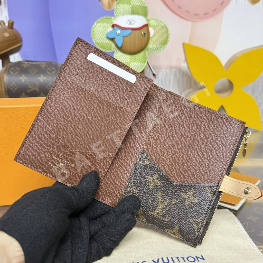 루이비통 모노그램 여권 커버 지갑 상세 이미지 9