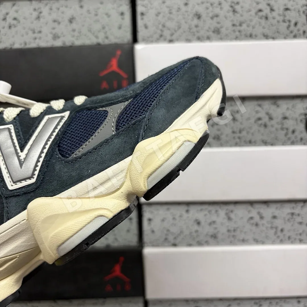 뉴발란스 [C] 9060 네이비 U9060ECB 202100 New Balance 9060 상세 이미지 3