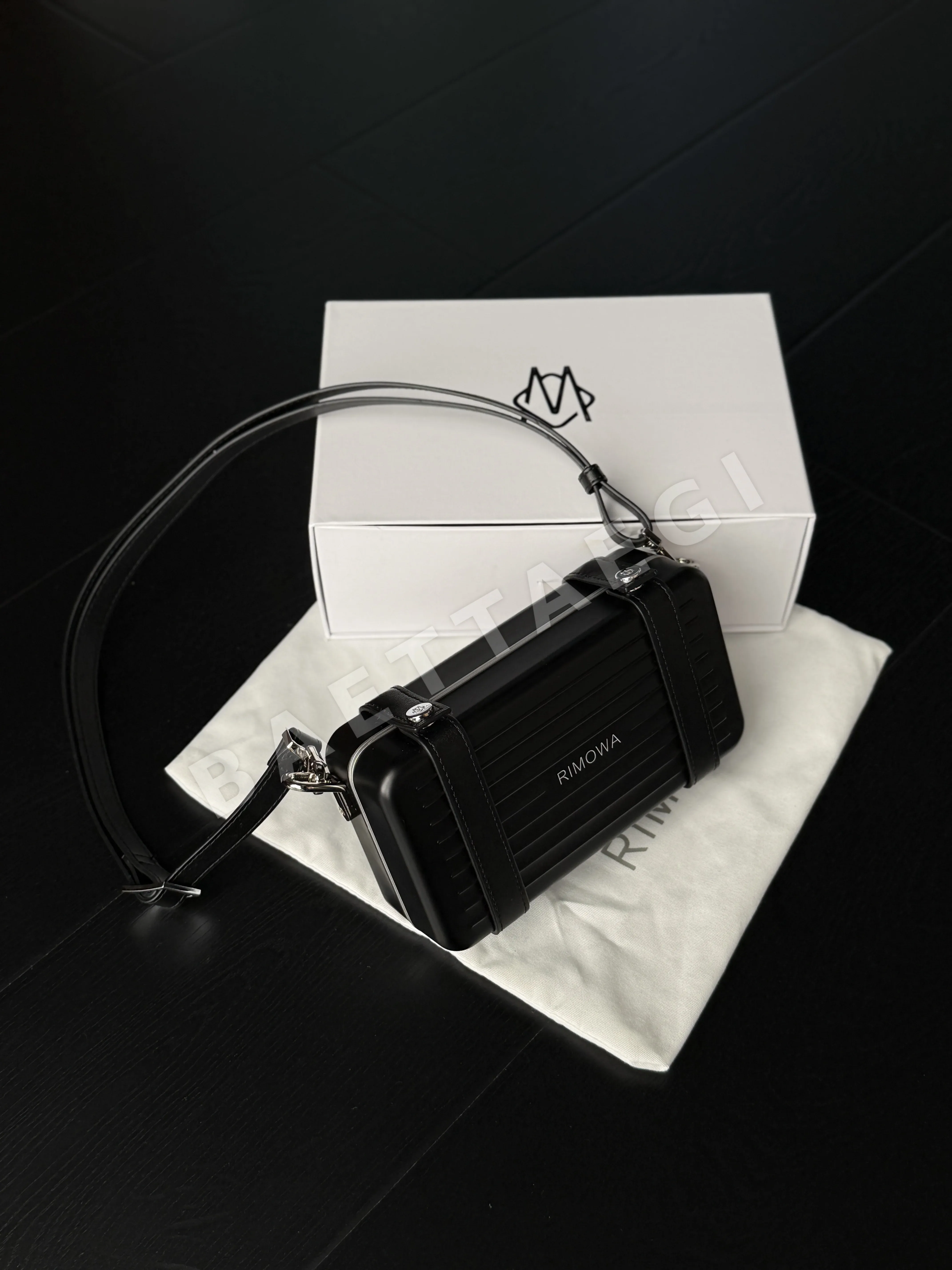 리모와 크로스바디 여행가방 상세 이미지 8