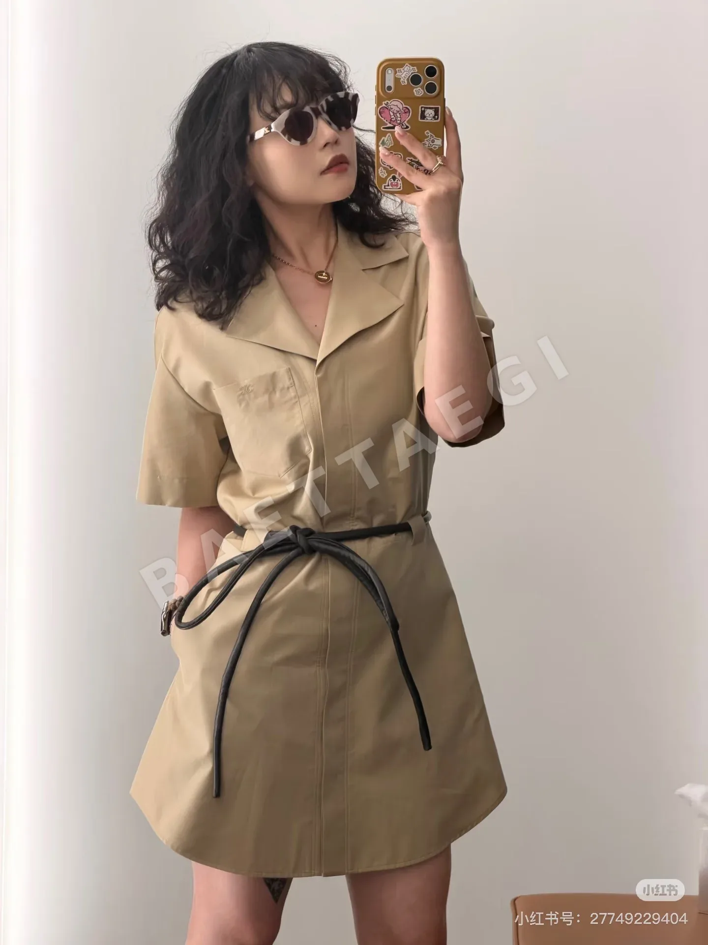 셀린느 카키 컬러 여성 린넨 원피스 상세 이미지 3