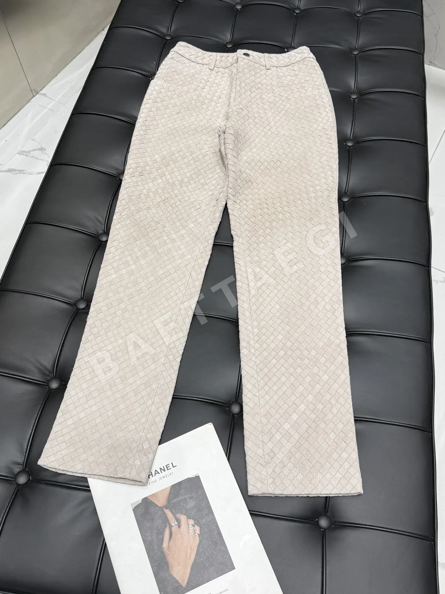 보테가베네타 와이드 레그 가죽 바지 206419
