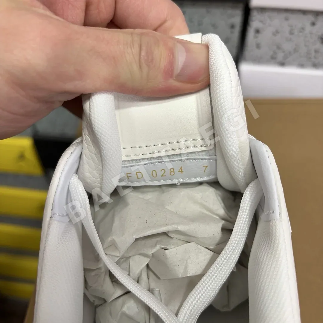 루이비통 [D1] V2 07 화이트 블루 205846 Louis Vuitton V2-07 상세 이미지 10