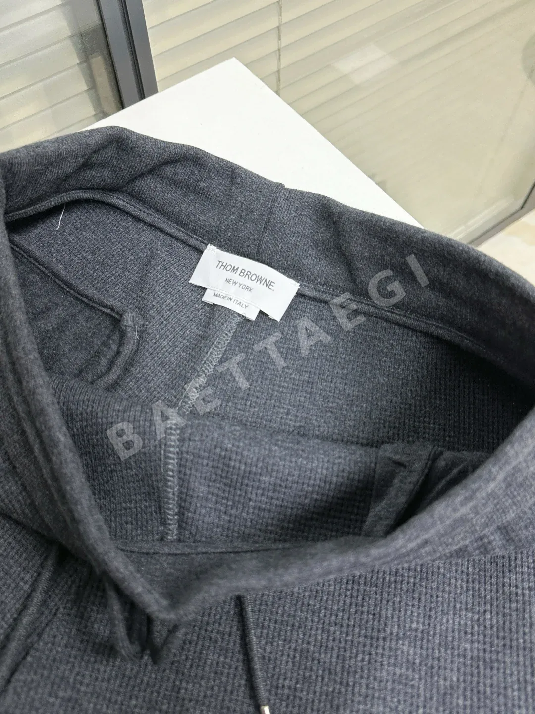 톰브라운 면 와플 남성 바지 상세 이미지 3