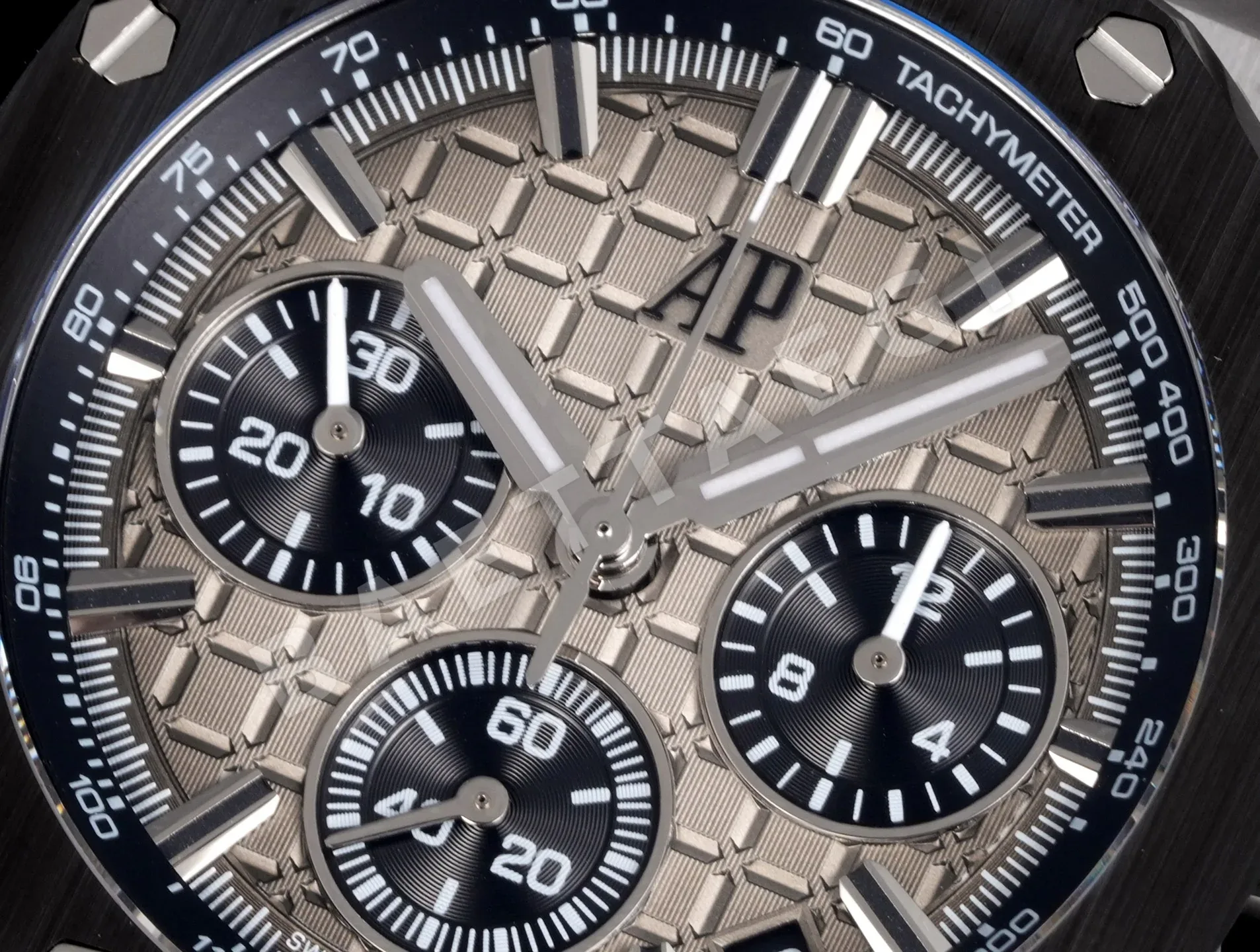 오데마피게 로열오크 오프쇼어 43mm 스테인리스 스틸 남성 시계 상세 이미지 5