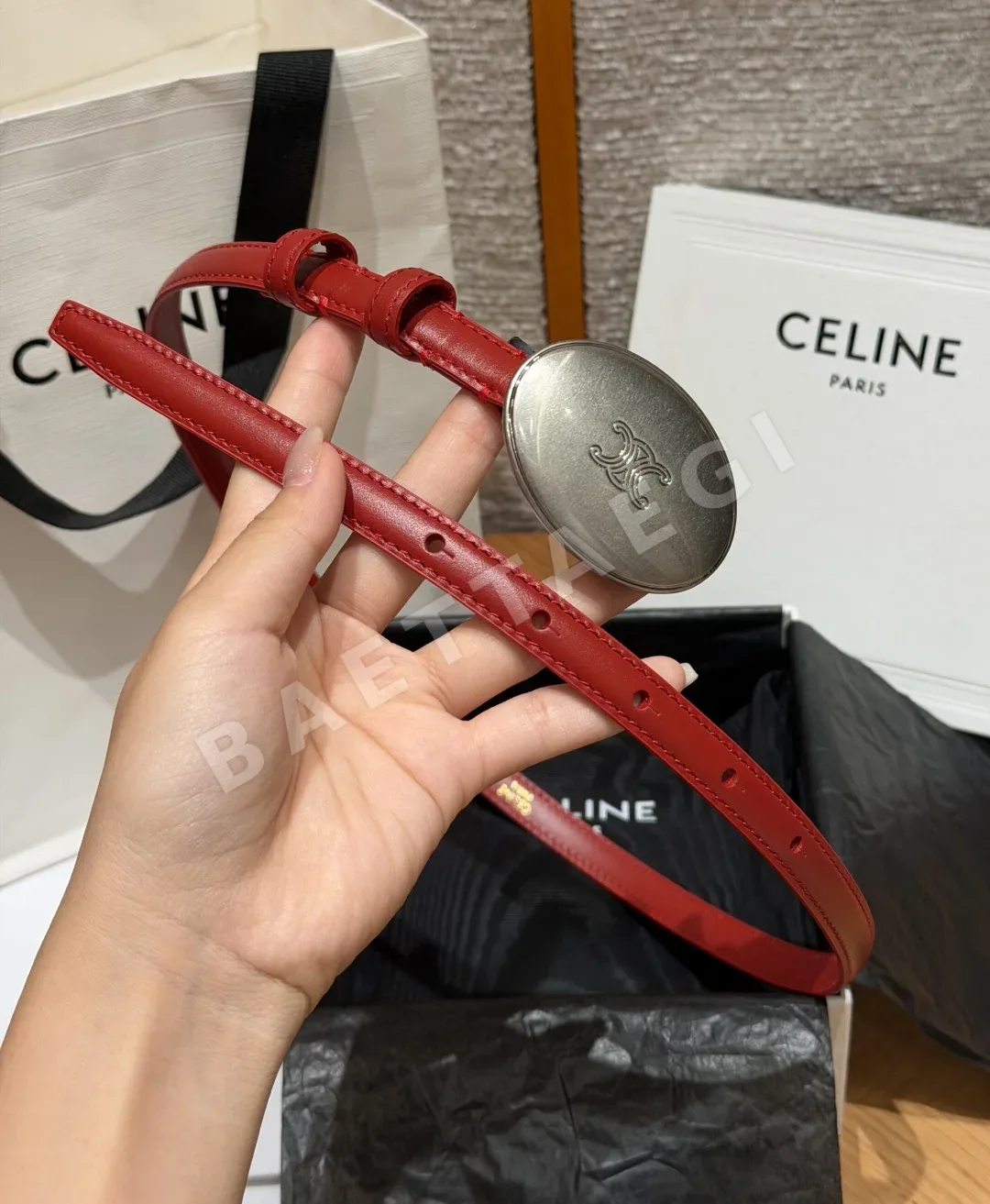 셀린느 트릴리옹 가죽 얇은 플레이트 벨트 13MM 상세 이미지 9