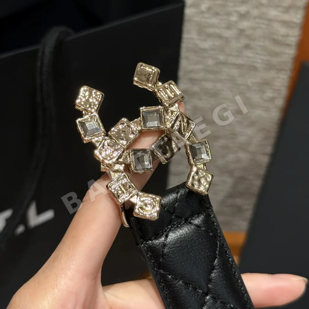 샤넬 더블 C 메탈 로고 램스킨 벨트 상세 이미지 5