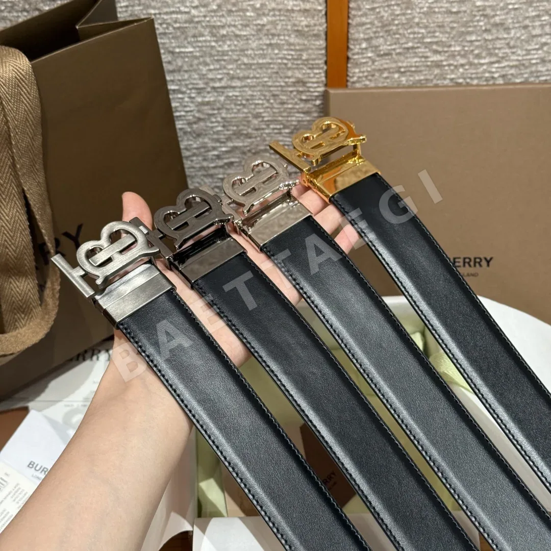 버버리 TB 로고 양면 가죽 벨트 상세 이미지 3