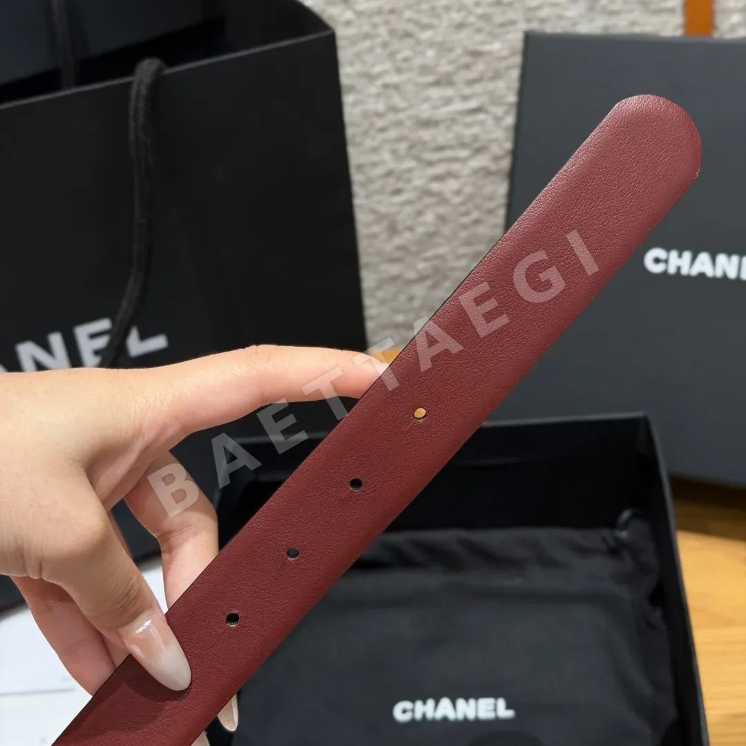 샤넬 리버시블 카프스킨 버클 벨트 상세 이미지 8