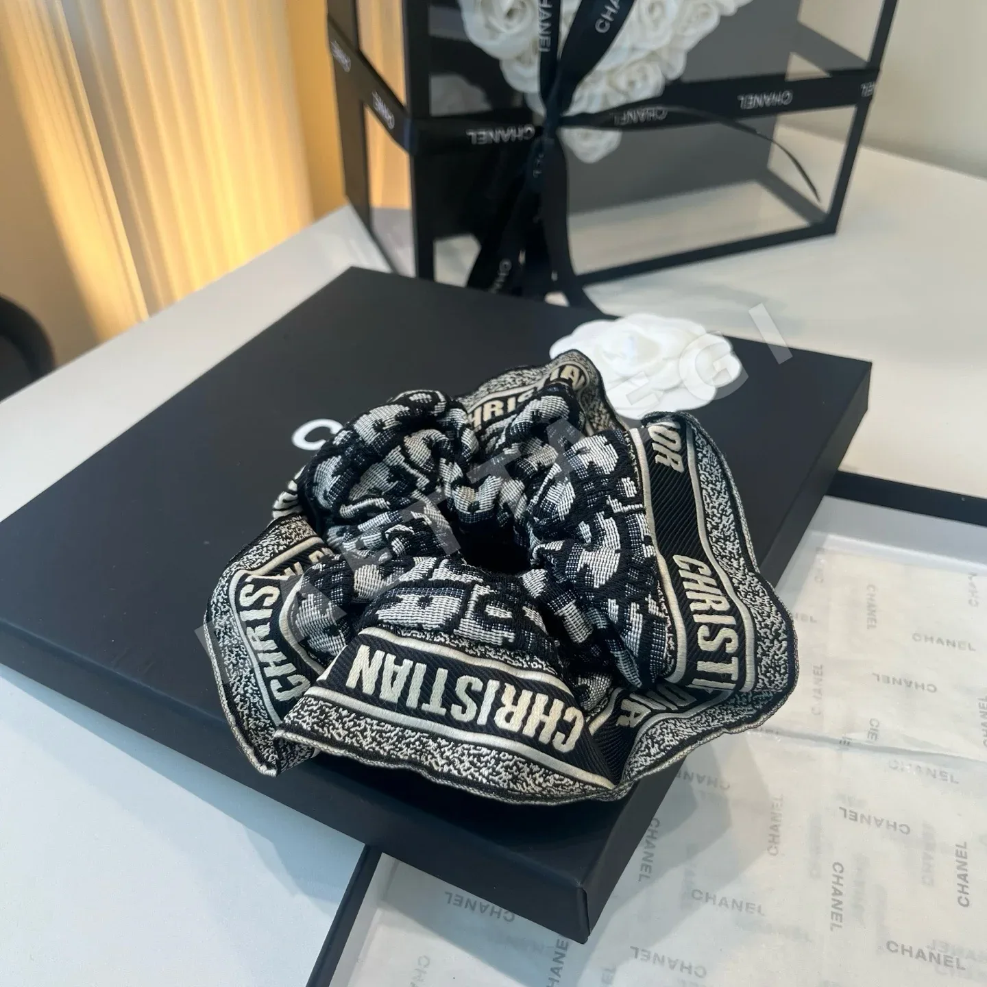 디올 CD 헤어 고무줄 상세 이미지 2