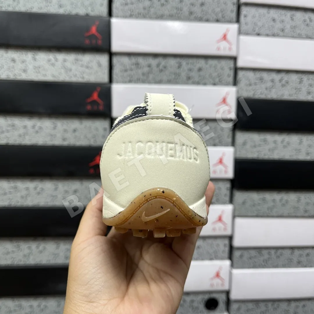 나이키 [YJ] HV8547-700 201604 Nike Moon Shoe SP Jacquemus Alabaster 상세 이미지 8