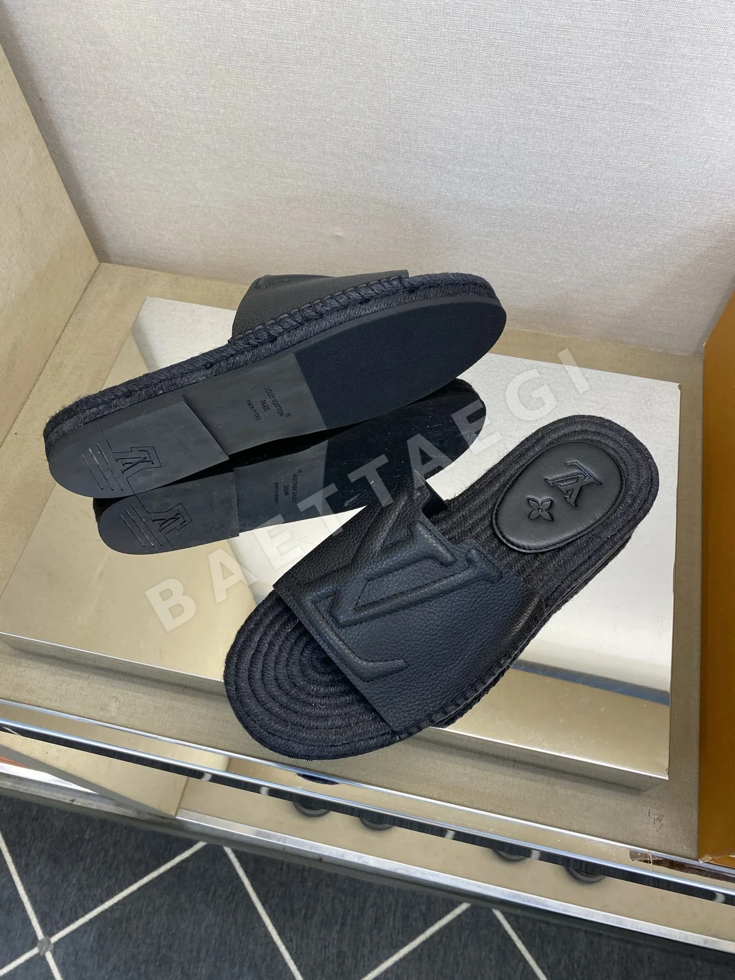 루이비통 LV 포르토피노 뮬 상세 이미지 9