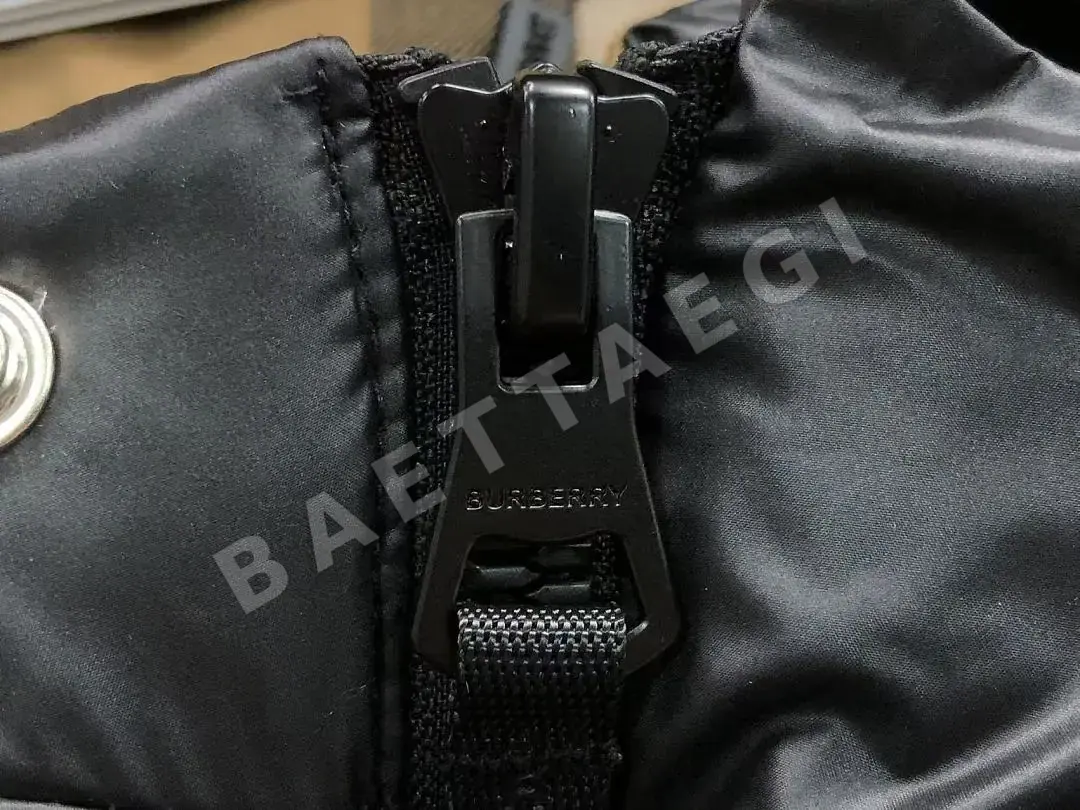 버버리 패딩 자켓 203574 Burberry Down Jacket 상세 이미지 30