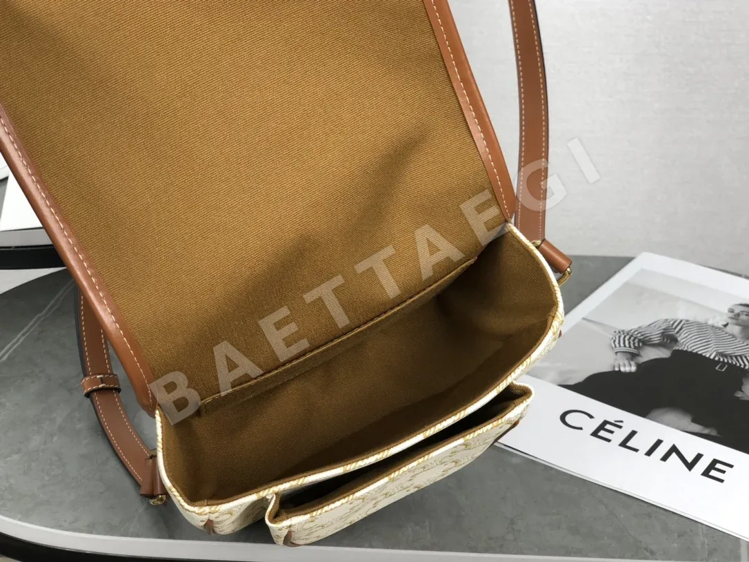 셀린느 트리움프 새들백 가방 상세 이미지 7