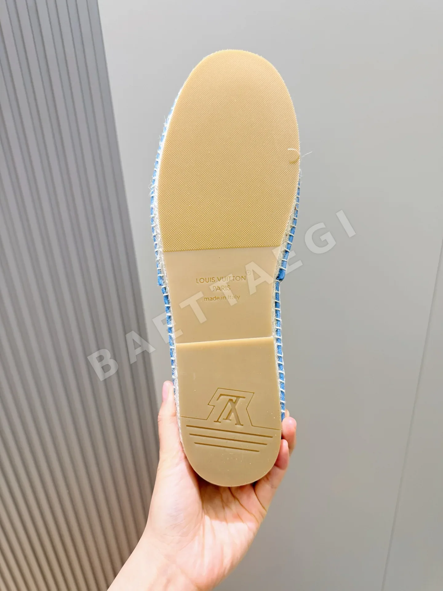 루이비통 로퍼 남성 스웨이드 이탈리안 피셔맨 스타일 상세 이미지 9