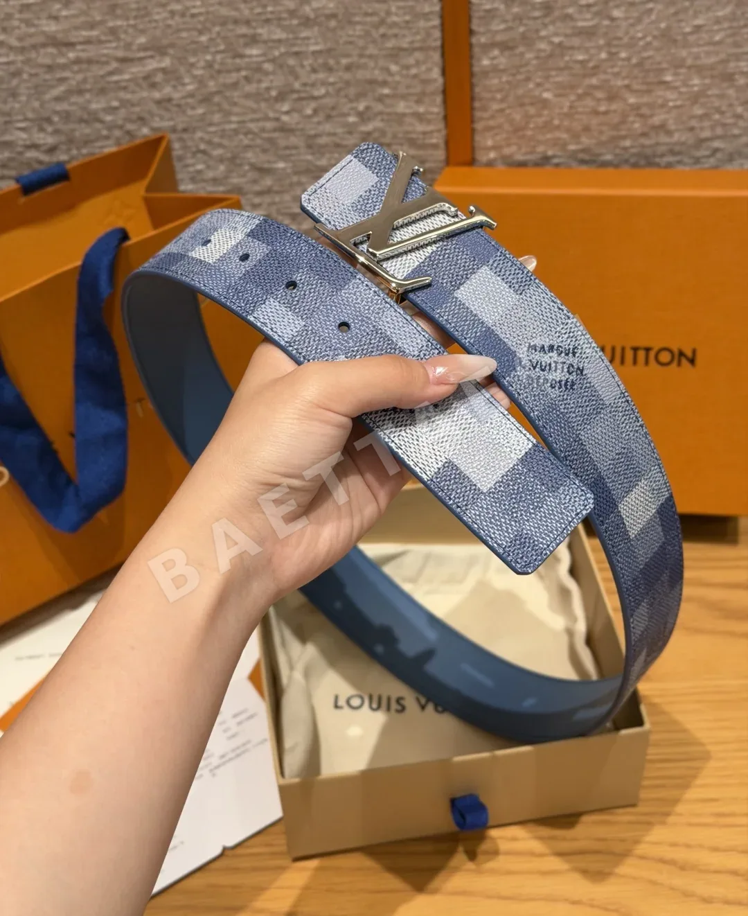 루이비통 다미에 그라데이션 리버시블 벨트 상세 이미지 3