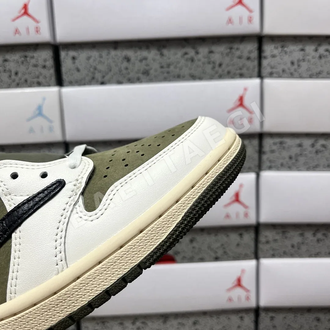 나이키 [PK] DM7866-200 201951 Nike Travis Scott Medium Olive 8.0 상세 이미지 2