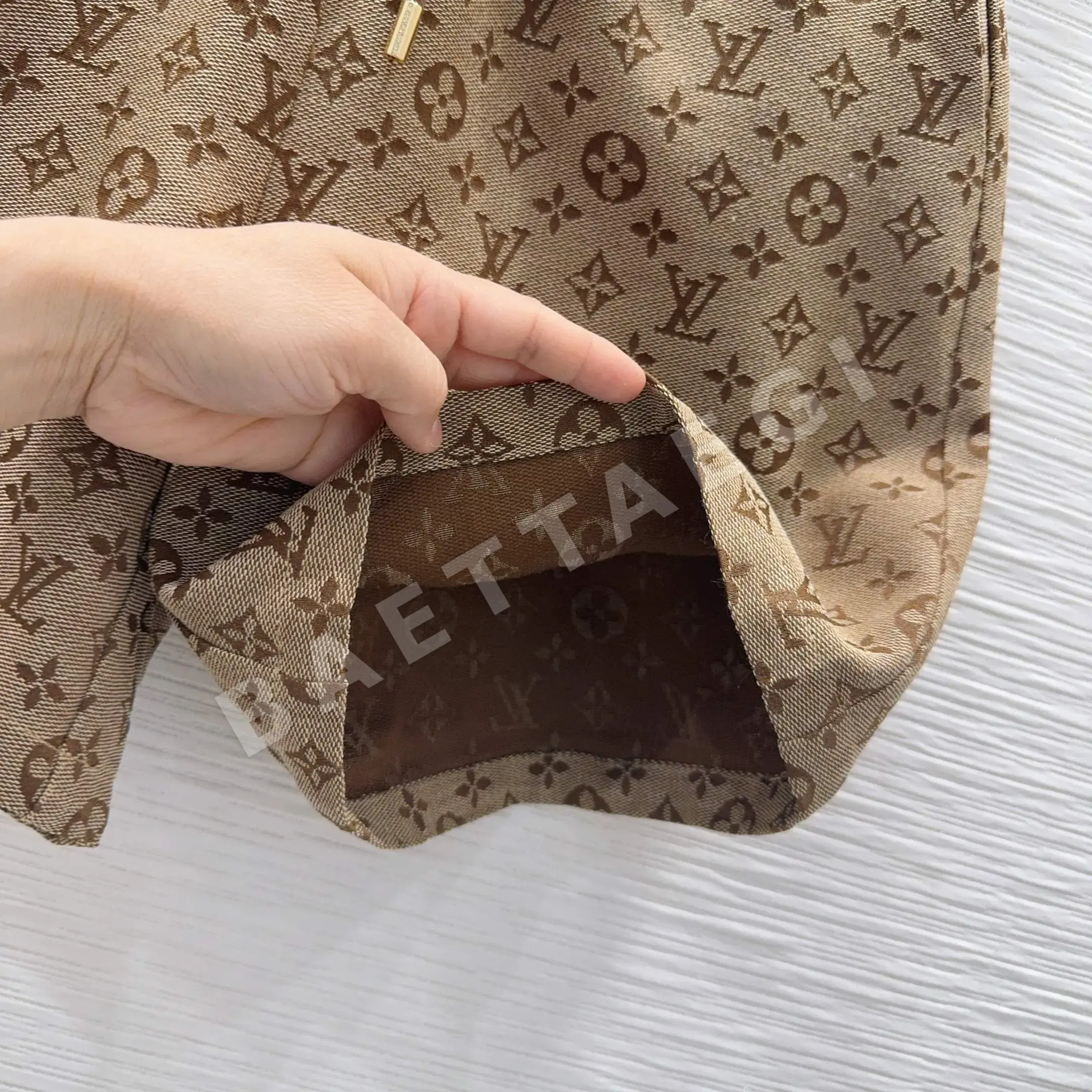 루이비통 여성 LV 로고 자카드 반팔 티셔츠 세트 상세 이미지 7