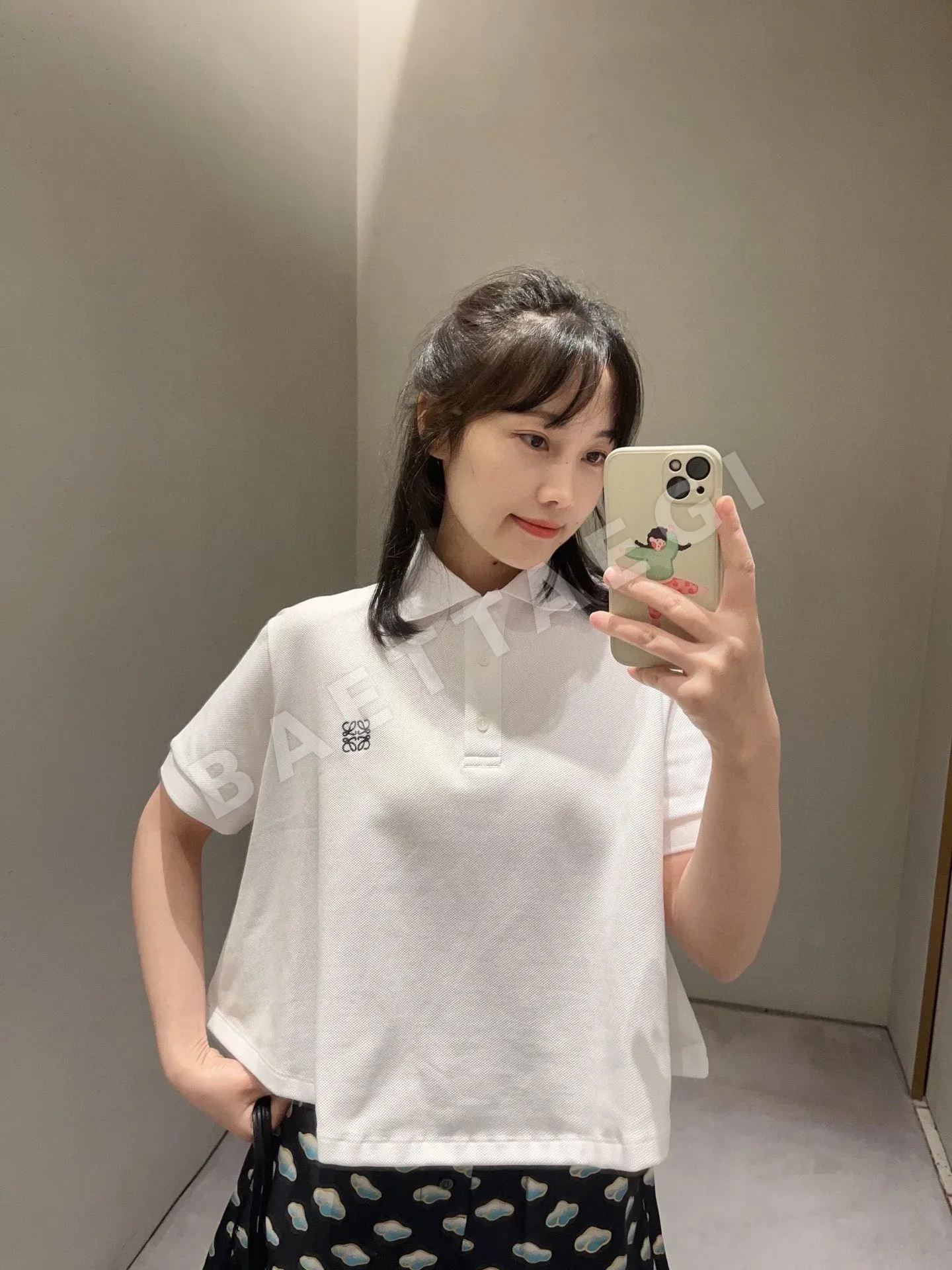 로에베 레터 자수 카라 반팔 티셔츠 상세 이미지 8