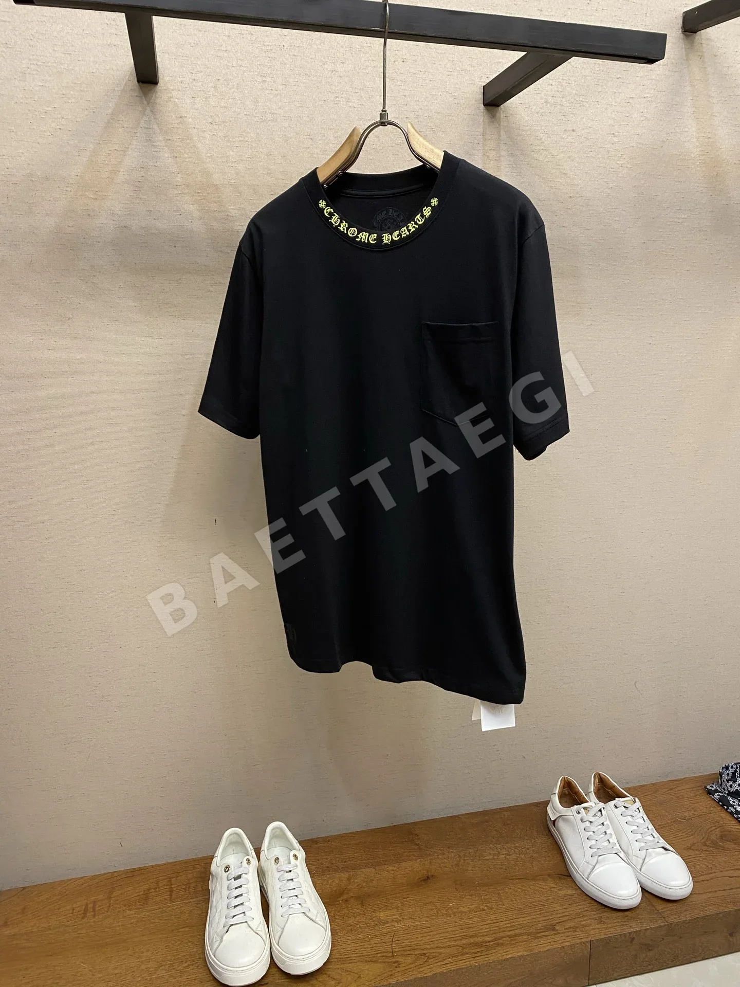 크롬하츠 패턴 프린트 크루넥 반팔 셔츠