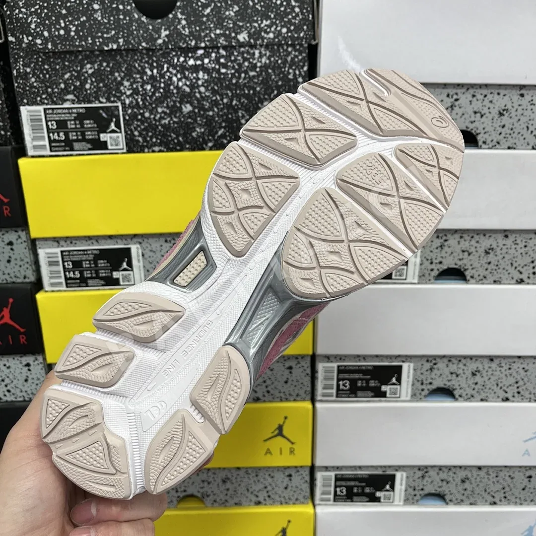 아식스 [ZC] 젤 NYC 1203A383-104 200330 Asics Gel-NYC Cream Mineral Beige Pink 상세 이미지 4