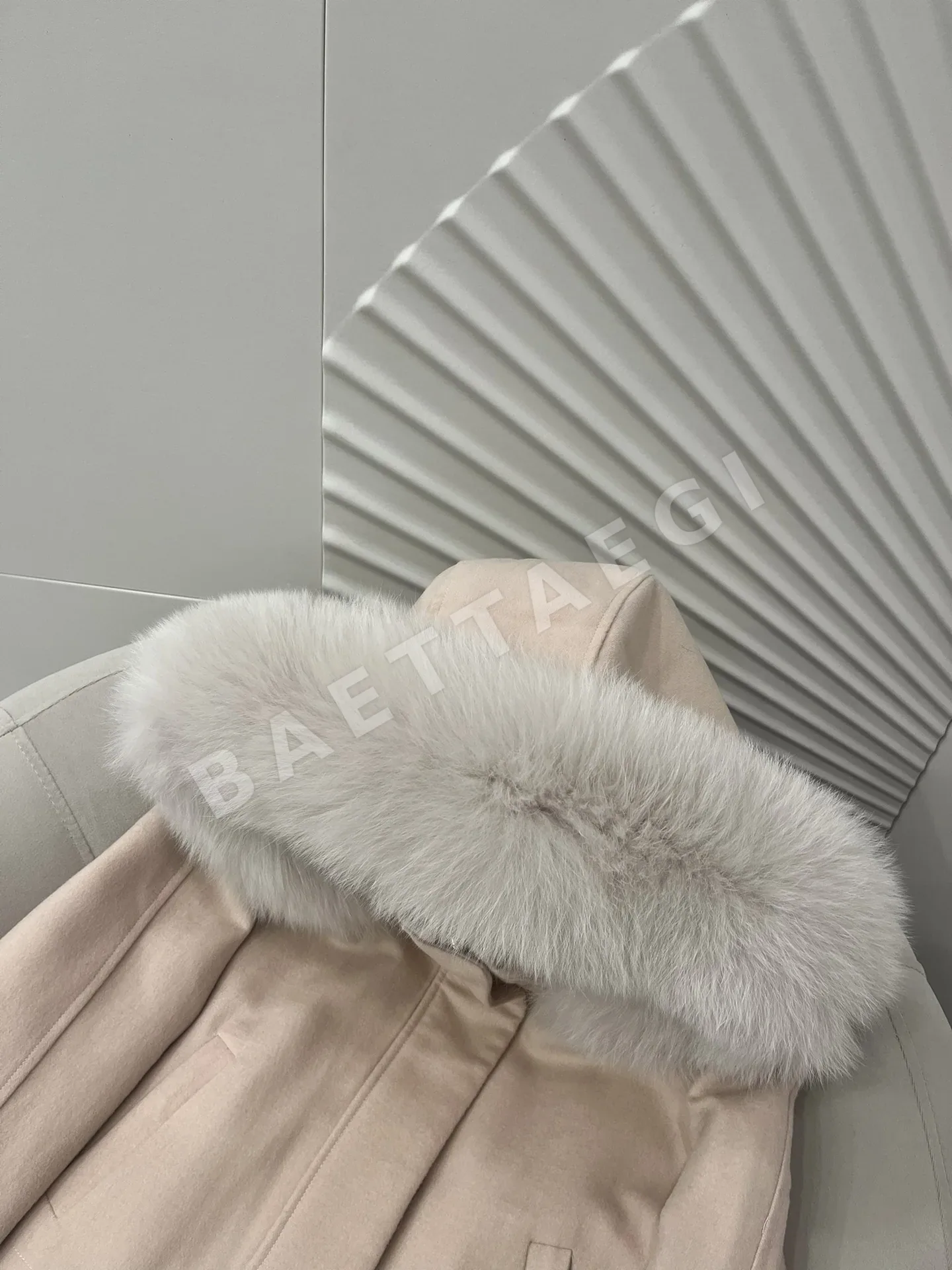프라다 26 cm 가방 상세 이미지 4