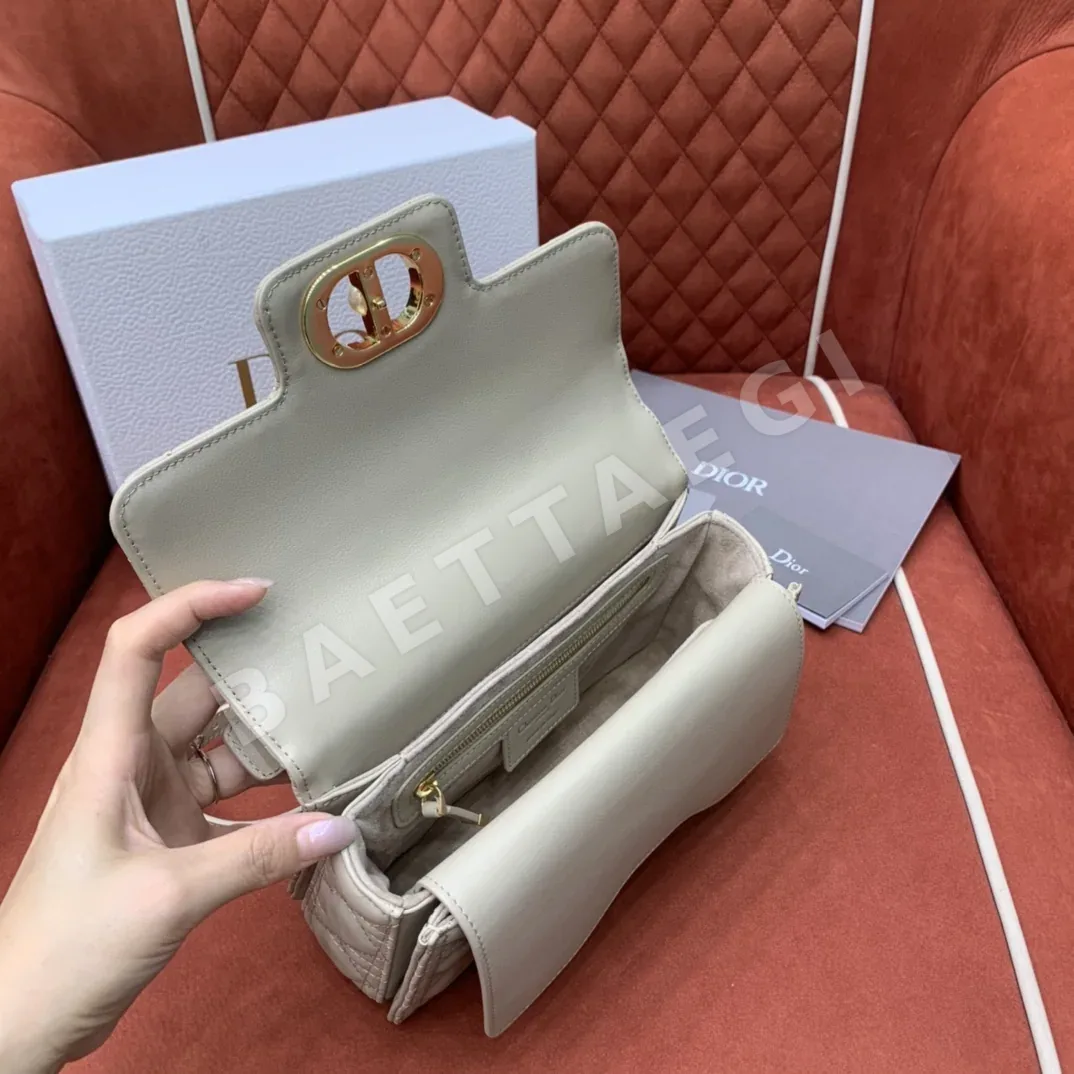디올 조리 펄 소가죽 핸드백 상세 이미지 6