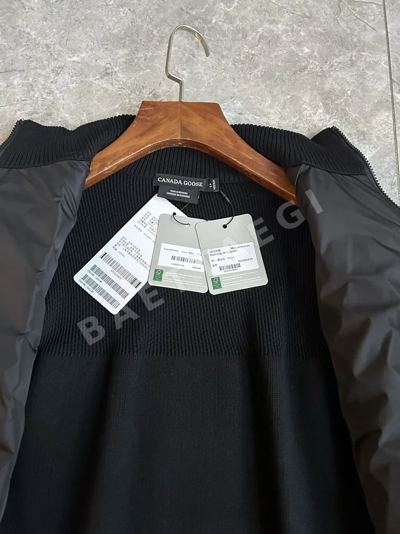 캐나다구스 [RF] 6830 블랙 205676 Canada Goose 6830 상세 이미지 14