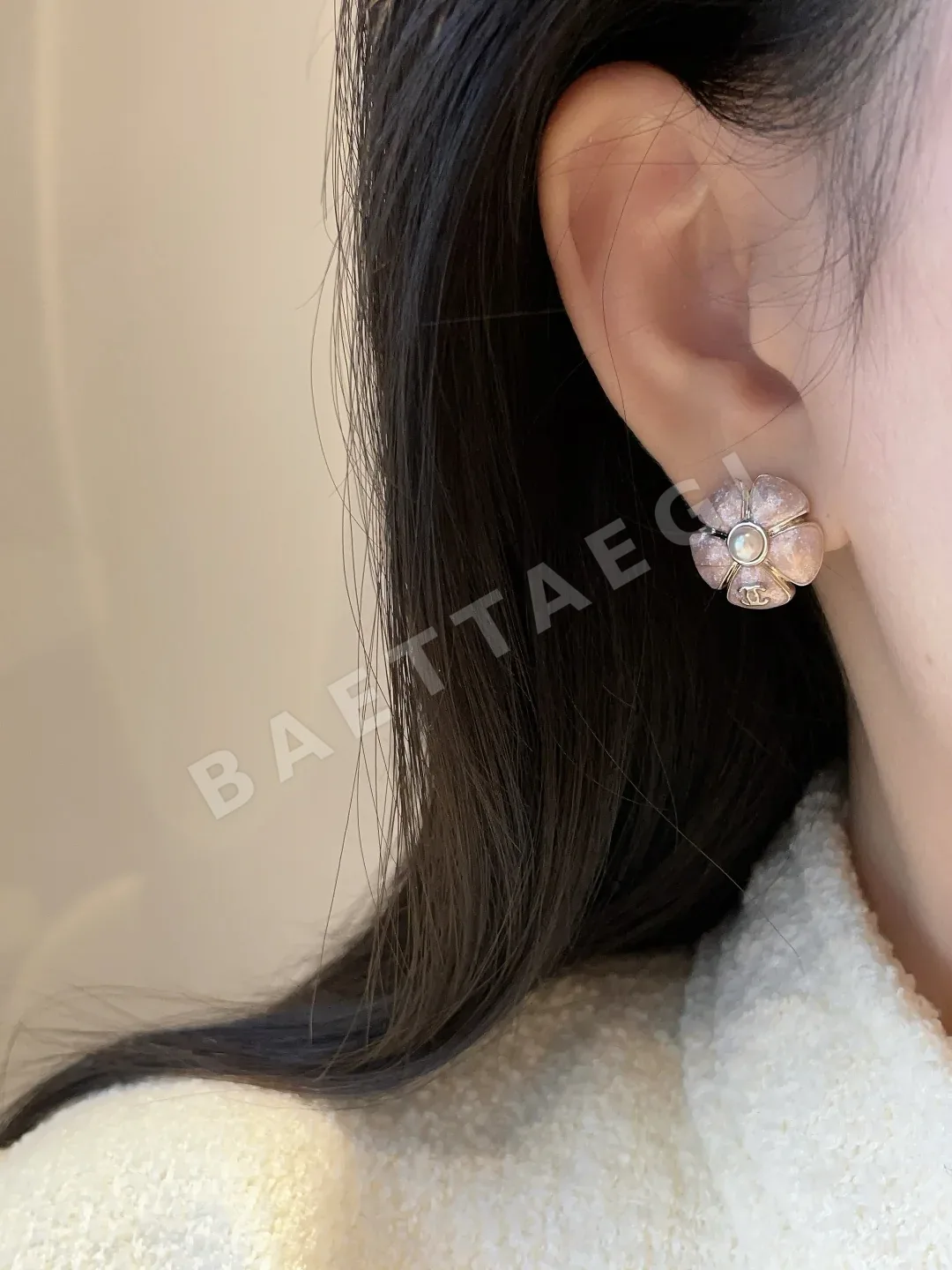 샤넬 핑크 카멜리아 스터드 귀걸이 상세 이미지 5
